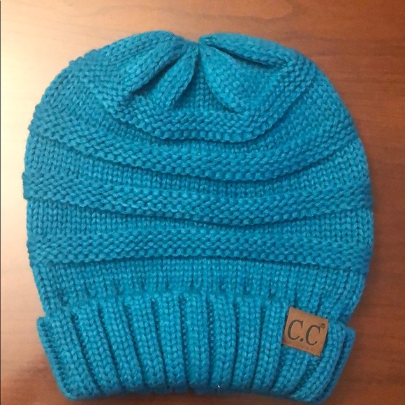 CC Beanie - Picture 1 of 3